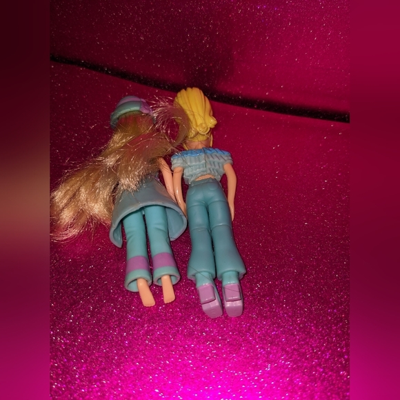 TWO Vintage Polly Pocket Figurines with the original rubber clothing!! - Picture 3 of 3